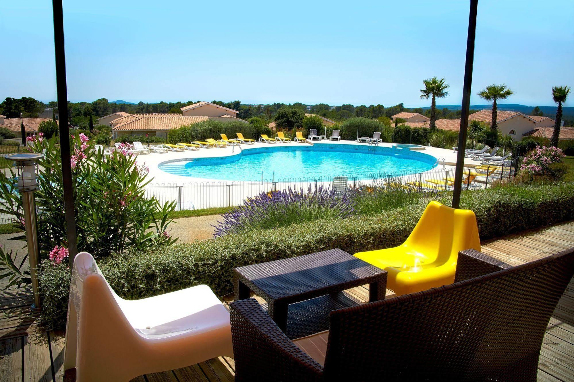 Aparthotel Le Domaine De Manon Tolone Esterno foto